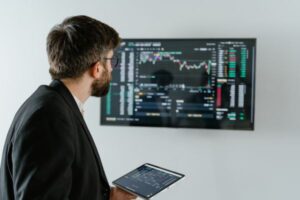 Riesgos y Beneficios del Trading con Opciones Binarias